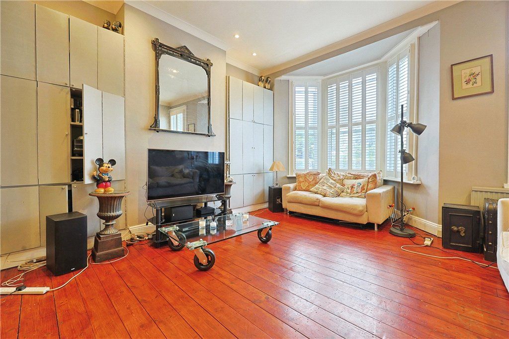 Property photo 2 of 26 Picture No. 10