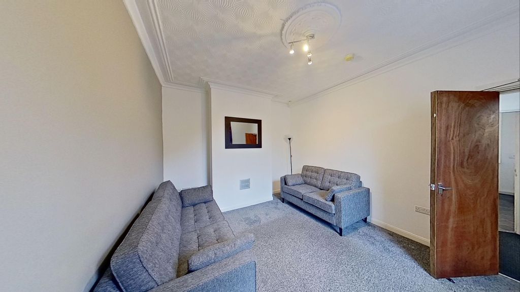 Property photo 3 of 10 24-Thomas-Street-07172024111247.Jpg