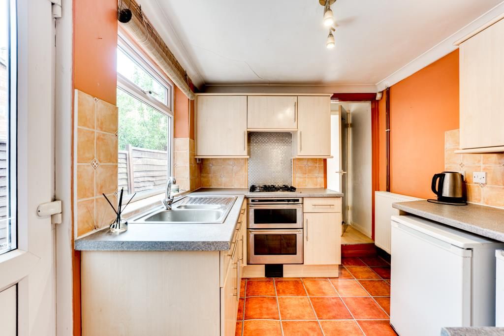 Property photo 3 of 26 48 Hawthorn Road, Kettering-7.Jpg