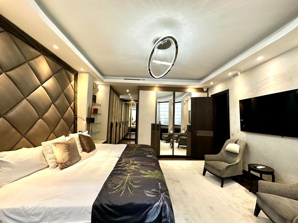 Additional image 10 of 4 bed flat to rentPark Lane, London W1K