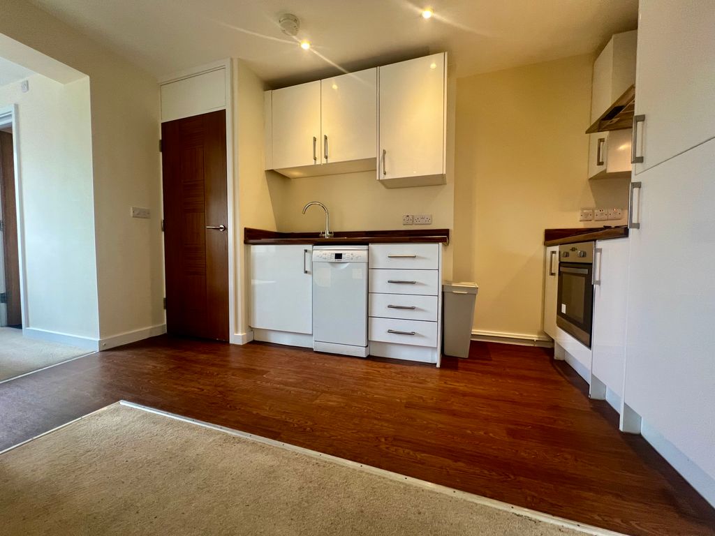 Property photo 3 of 12 Img_3313
