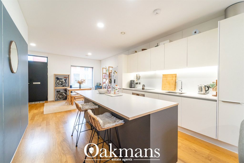 Property photo 3 of 32 Picture No. 08