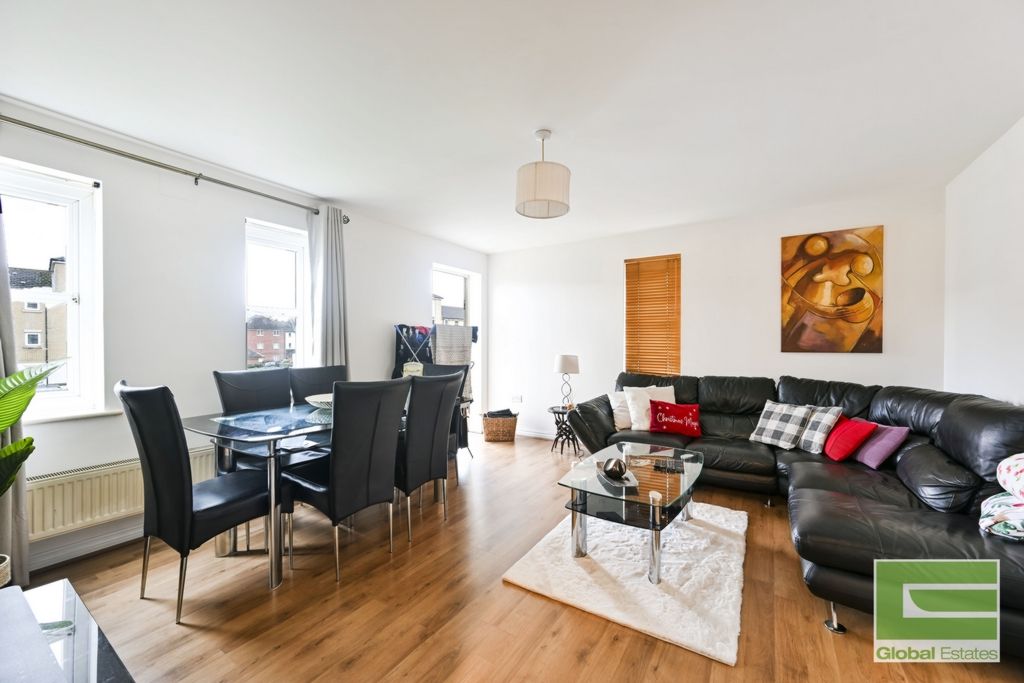 Property photo 2 of 11 Photo 1