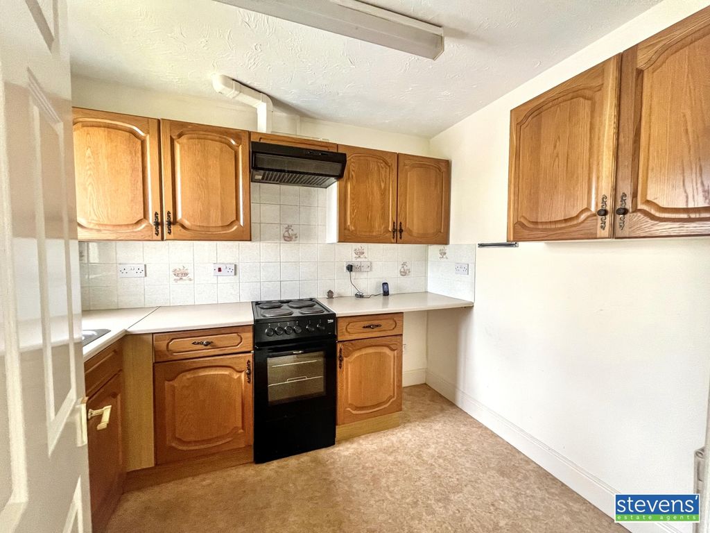 Property photo 3 of 12 Img_1707