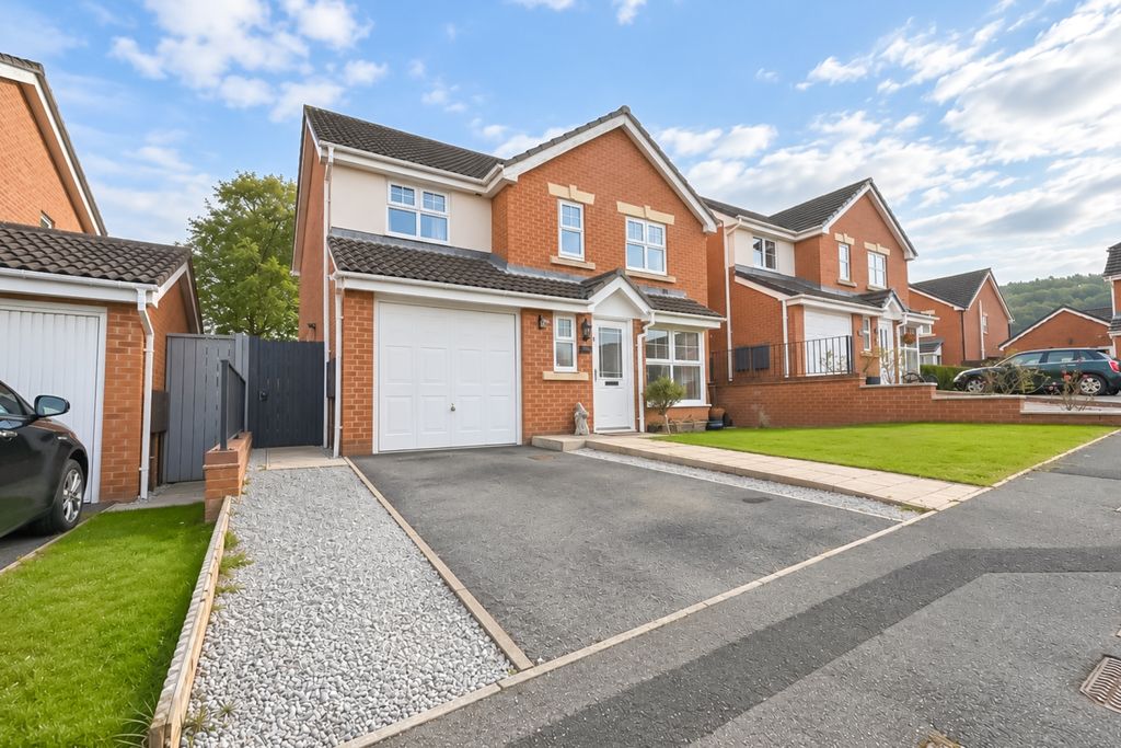 Property photo 1 of 18 Slaley Ewemove New Marske-17