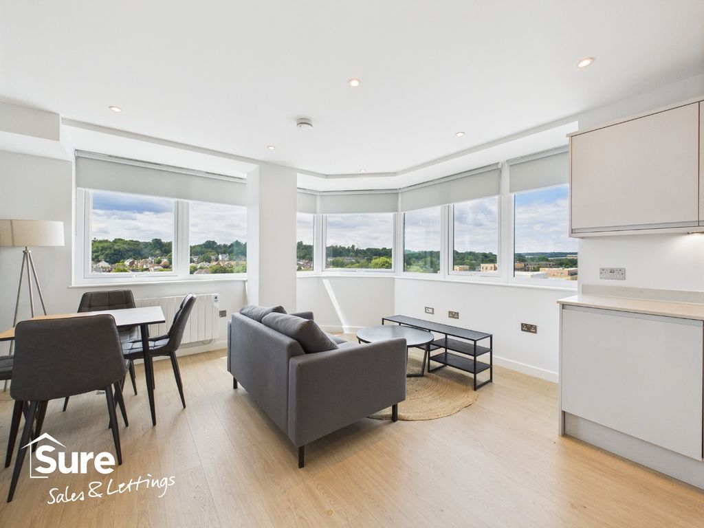 Property photo 1 of 15 4422061
