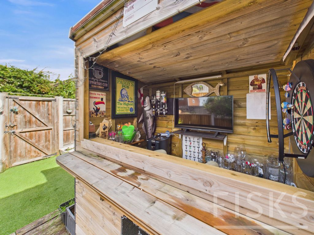 Property photo 3 of 19