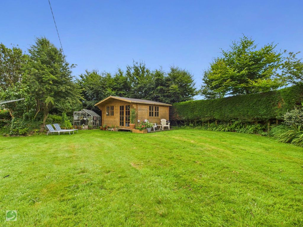 Property photo 3 of 24