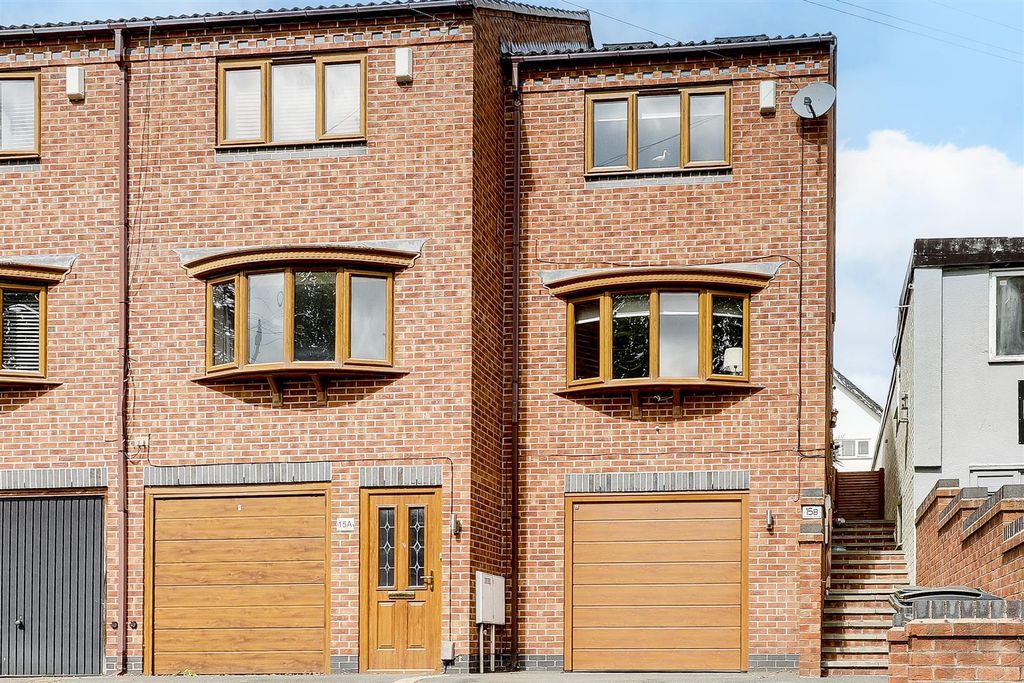 Property photo 1 of 26 6684.Jpg