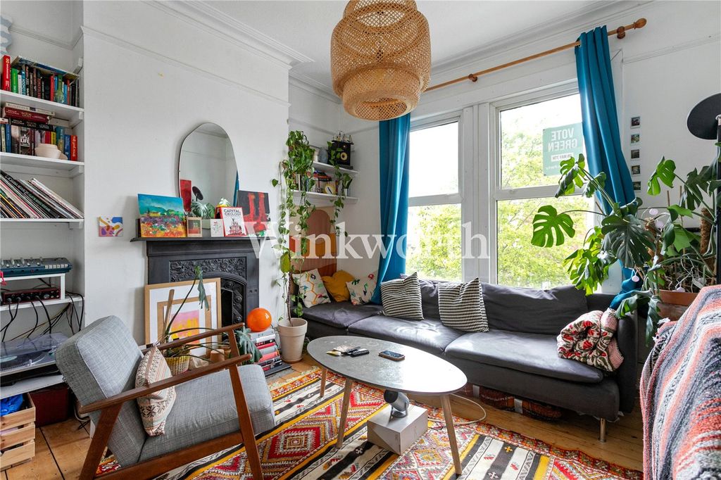 Property photo 3 of 11 Picture No. 09