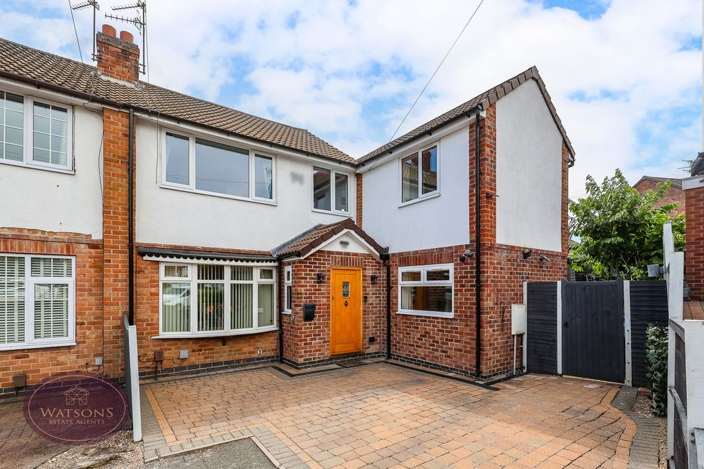 Property photo 1 of 30