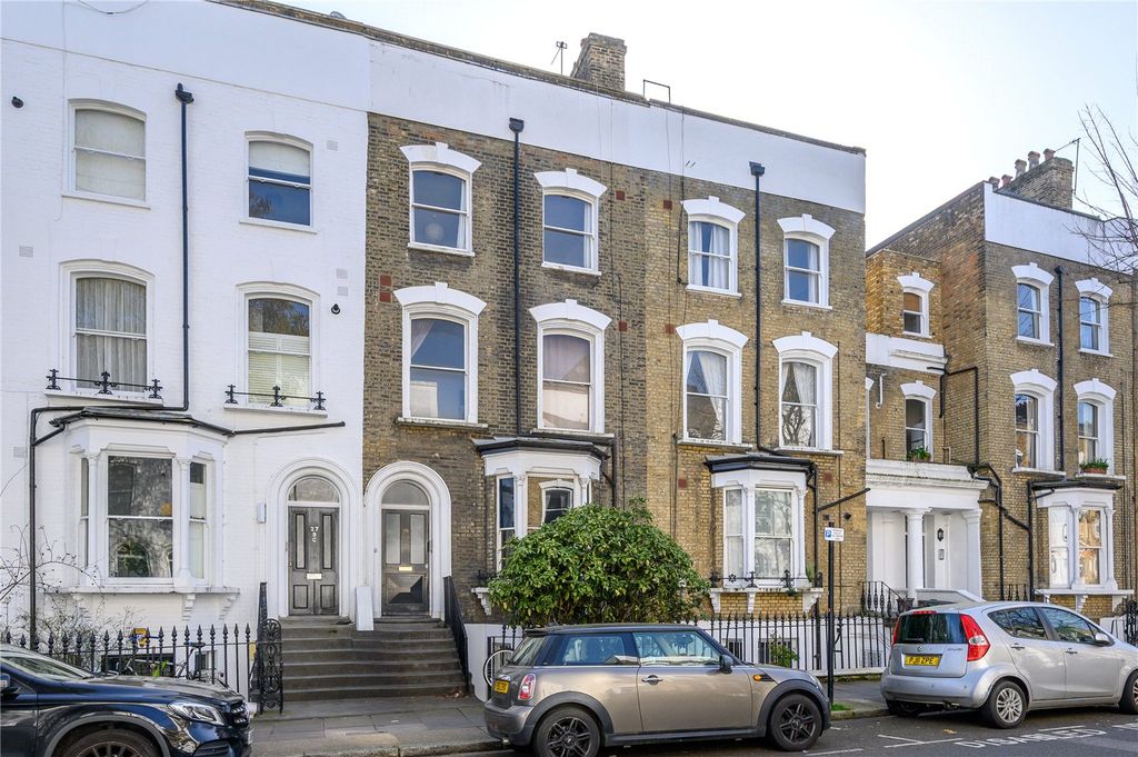 Property photo 1 of 14 Exterior