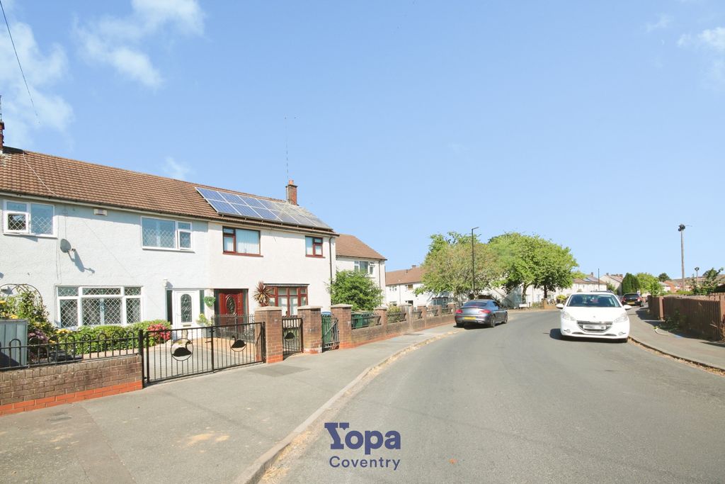 Property photo 1 of 24 5A2Be0A2-Front 202.Jpg