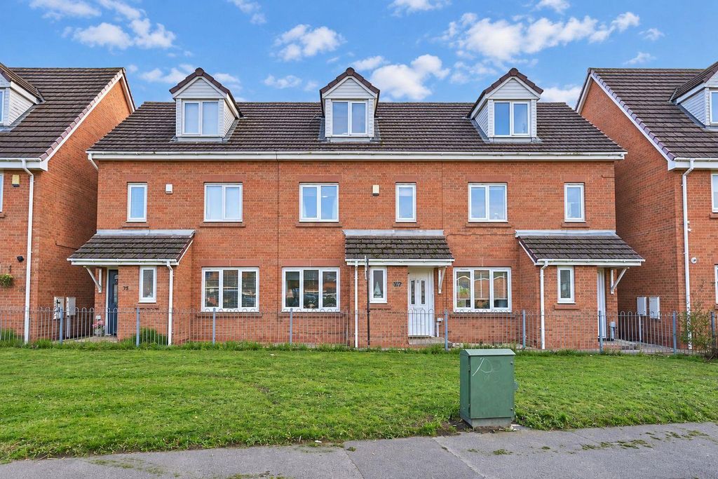 Property photo 1 of 17 Elton Head Road, For Sale