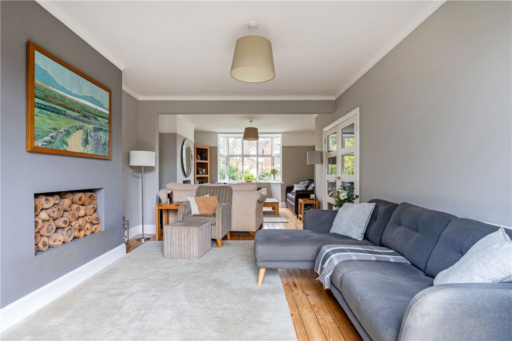 Property photo 3 of 18 Picture No. 32