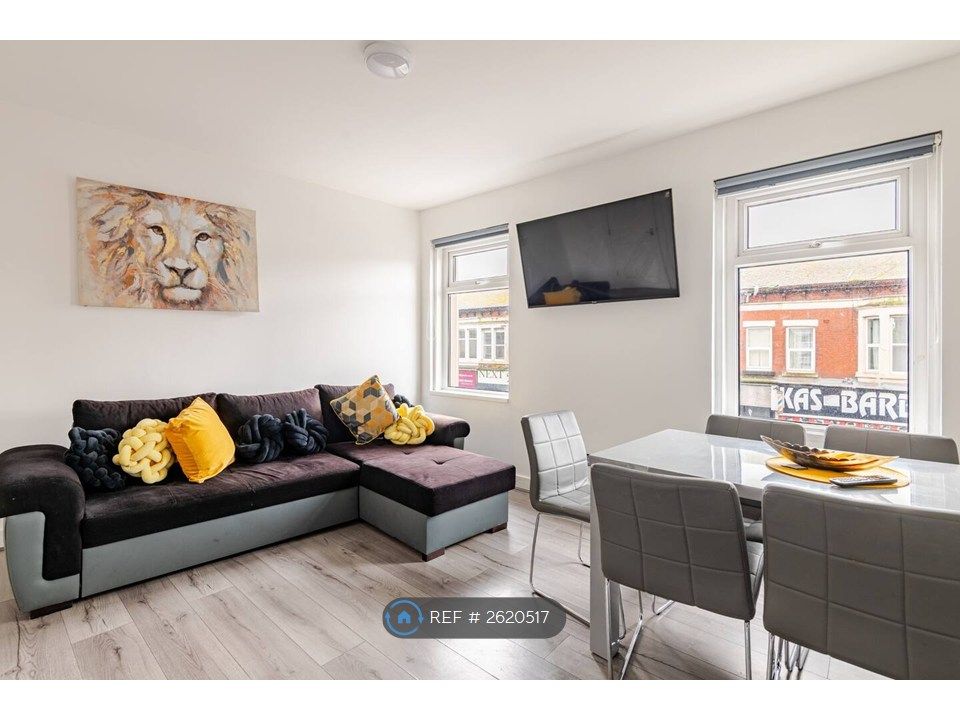 Property photo 1 of 27 Living Sofa Bed