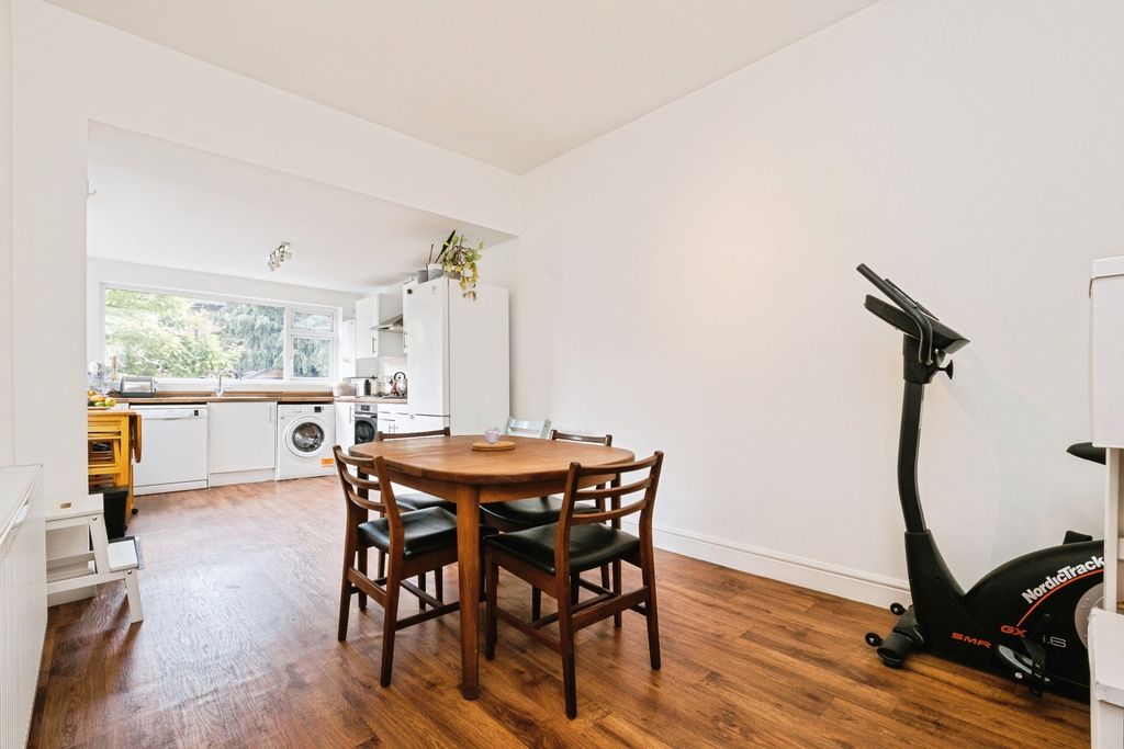 Property photo 2 of 18 Pbox-Img.Jpg