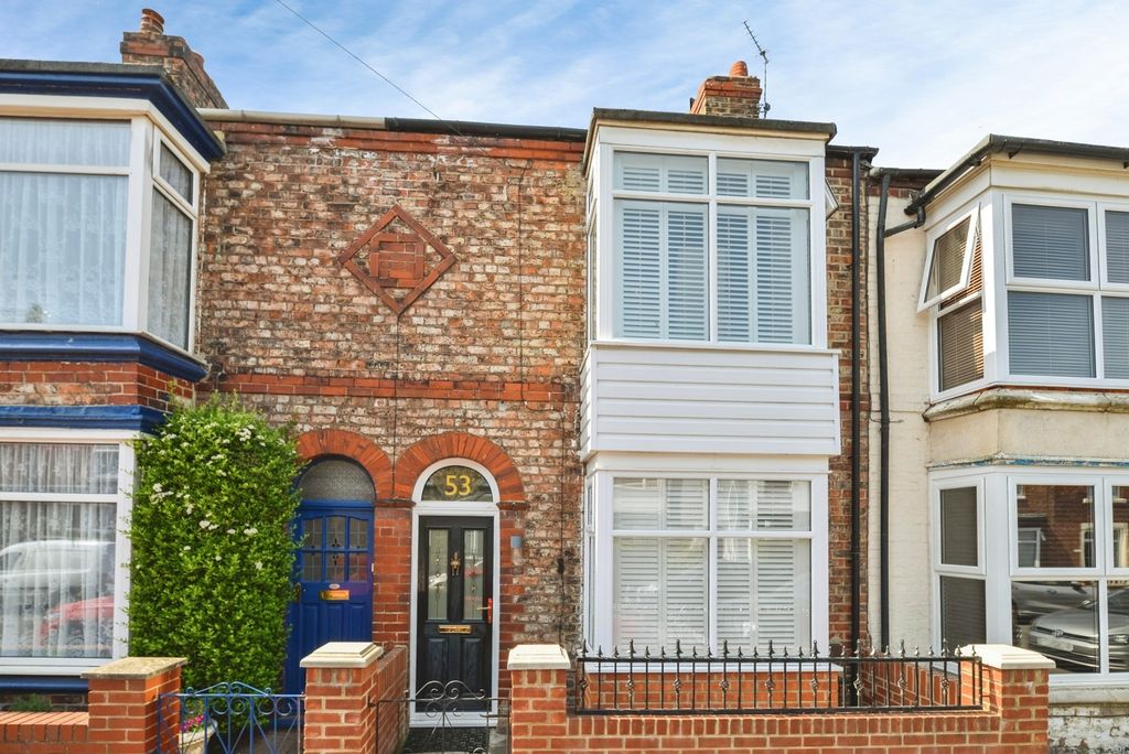 Property photo 1 of 16 Pbox-Img.Jpg