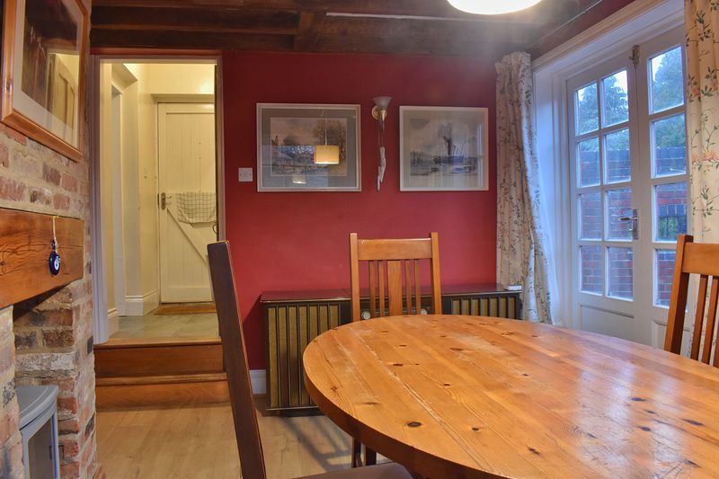 Property photo 2 of 15 Photo 9