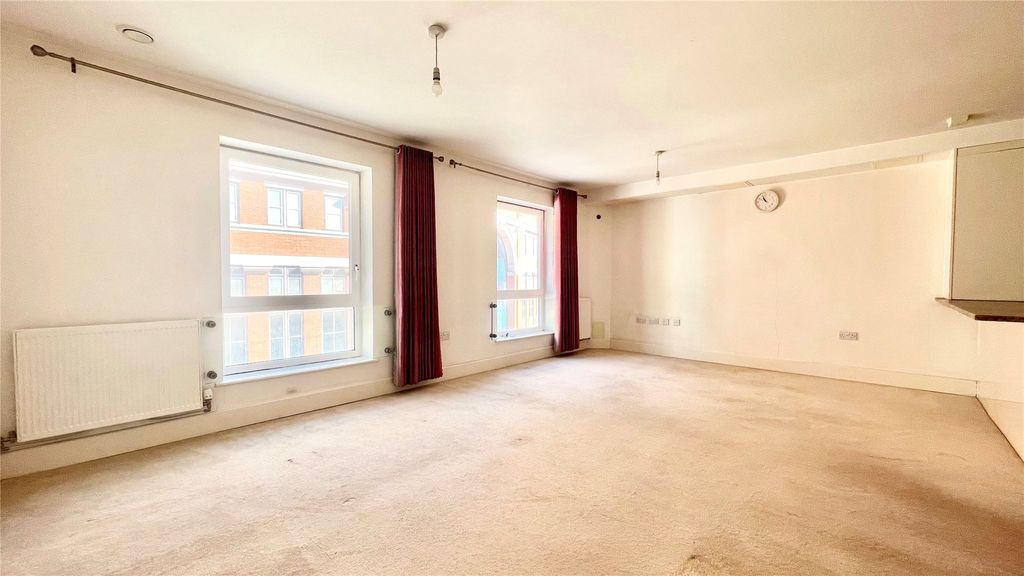 Property photo 2 of 7 Living/Dining Room