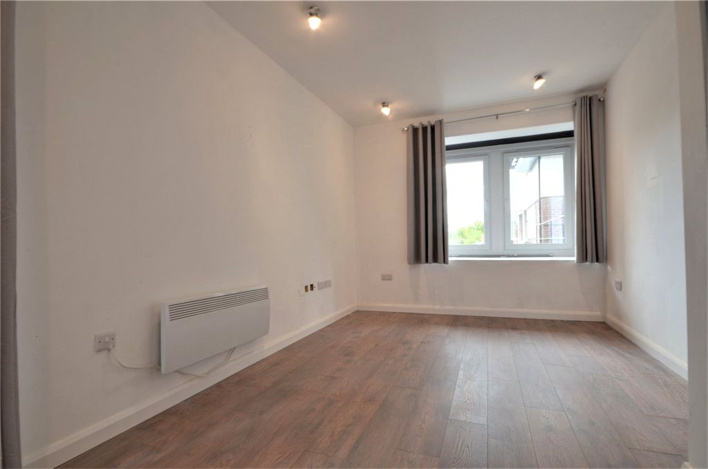 Property photo 2 of 11 Picture No. 02