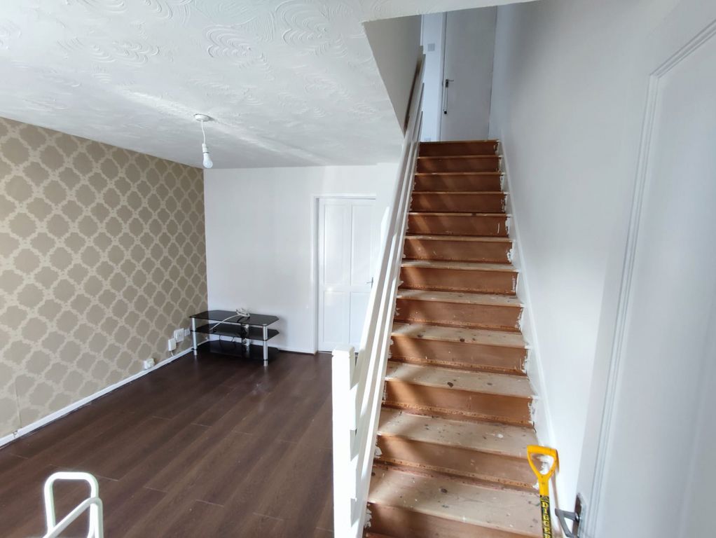 Property photo 2 of 8 Gallery