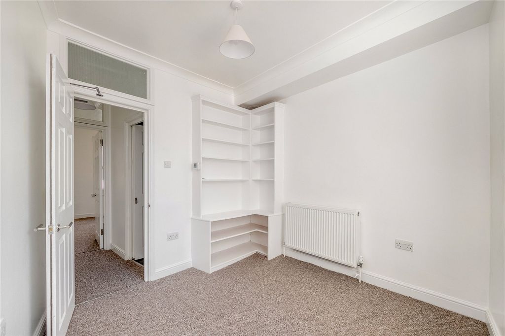 Property photo 3 of 13 Picture No. 19