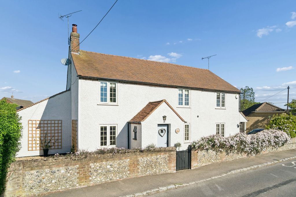 Property photo 1 of 52