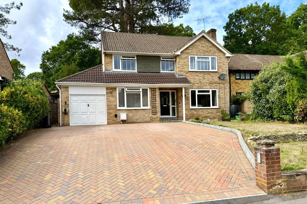 Property photo 1 of 23