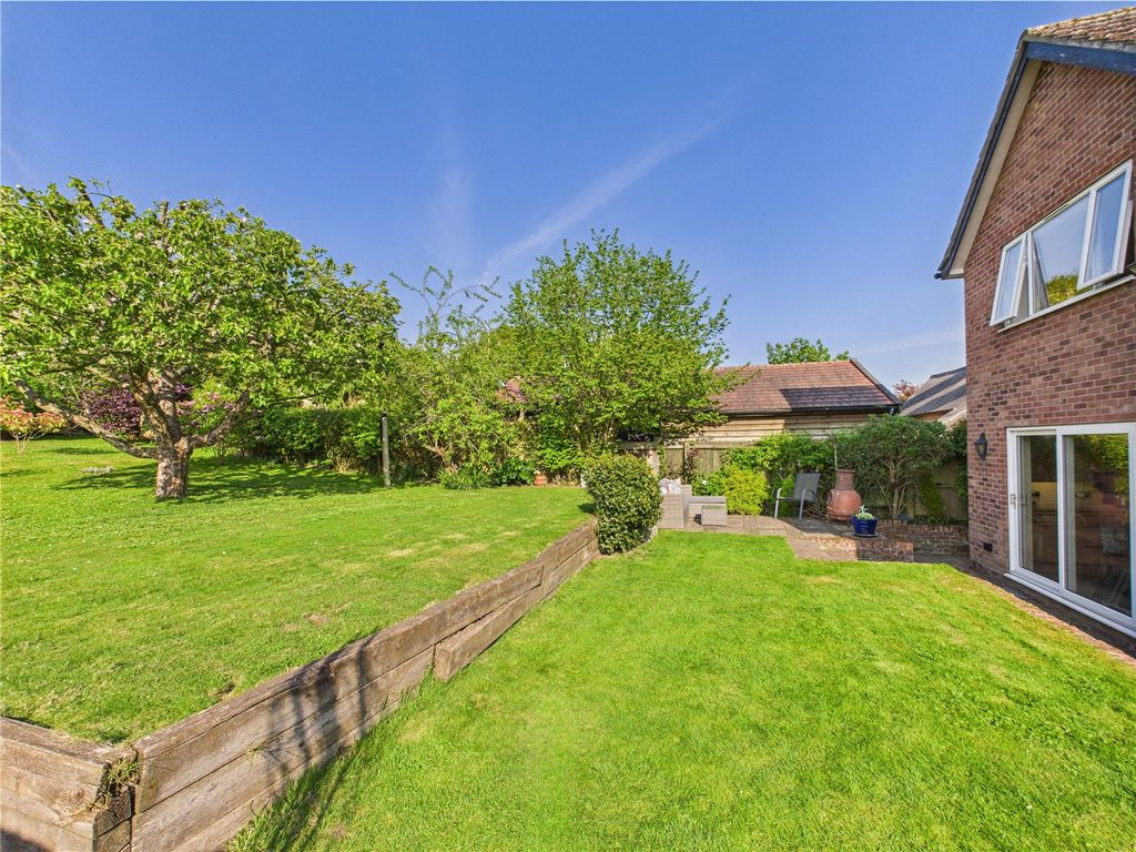 Property photo 2 of 22 2 - Picture No. 57