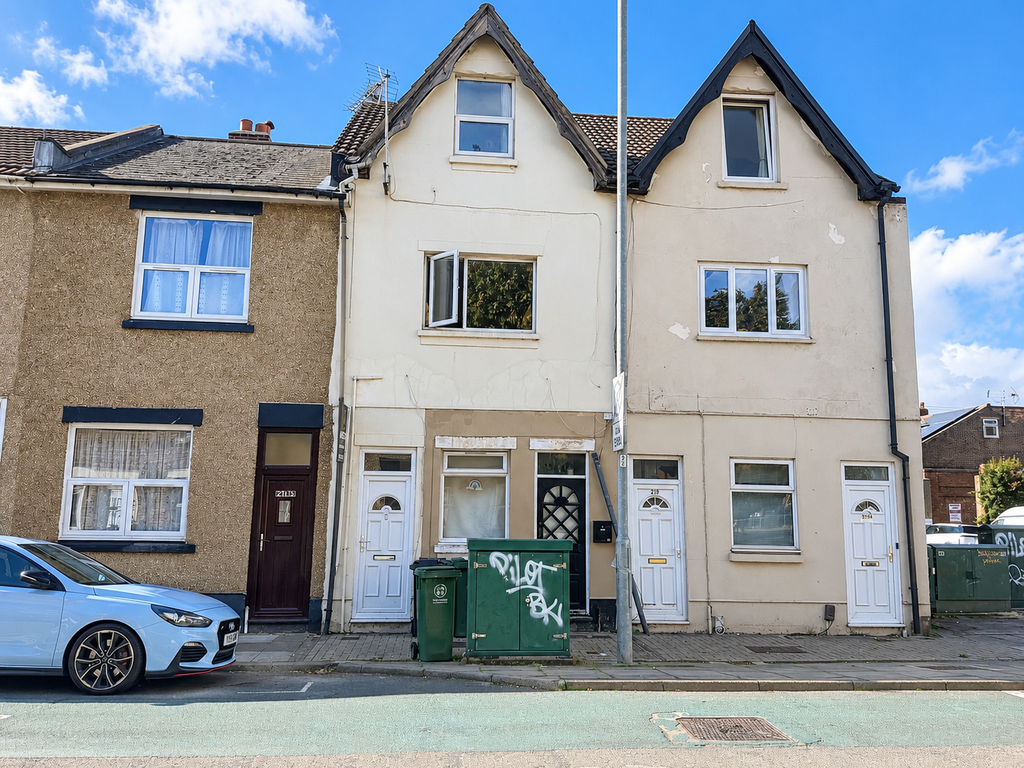 Property photo 1 of 11
