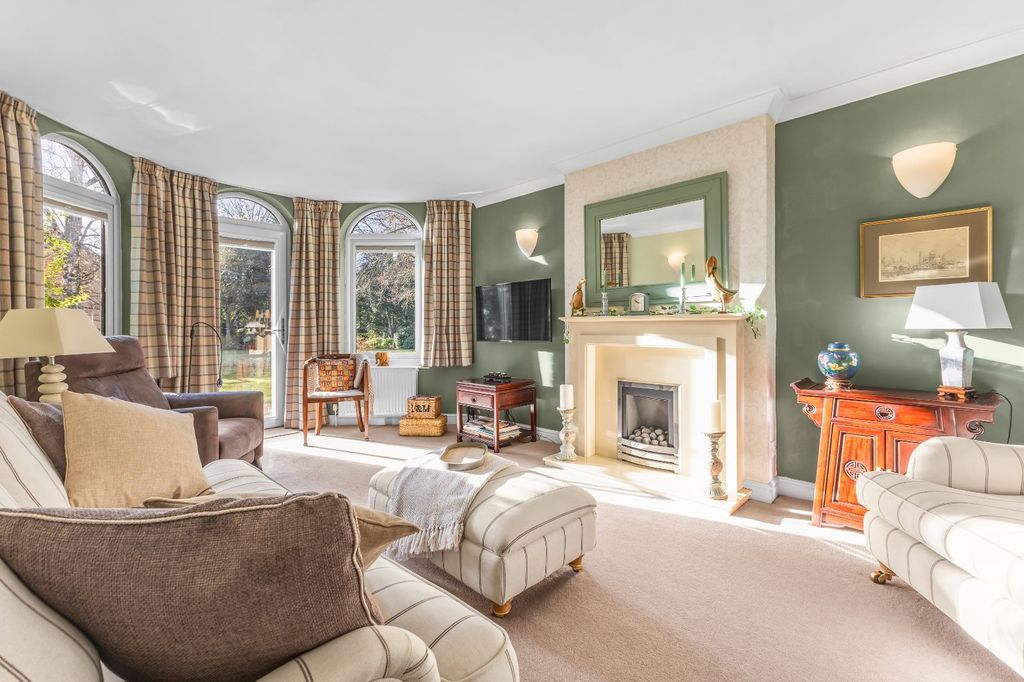 Property photo 3 of 20 Picture 3