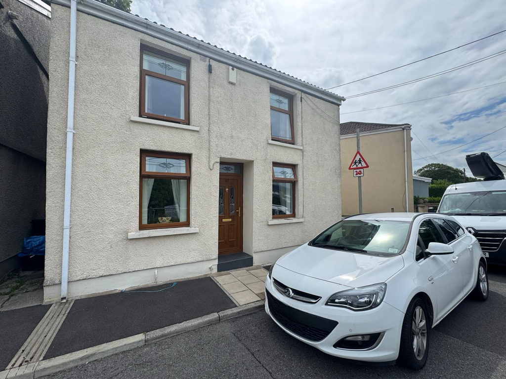 Property photo 1 of 17 Img_3989