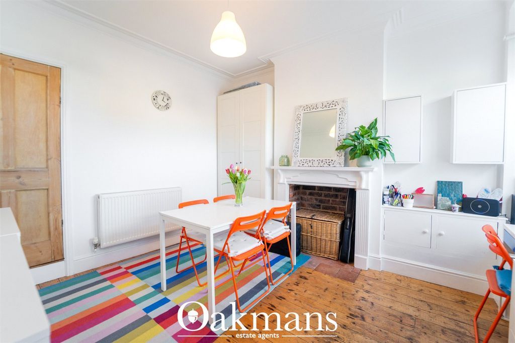 Property photo 2 of 25 Picture No. 23