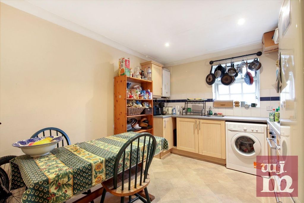 Property photo 3 of 11 Kitchen-Diner