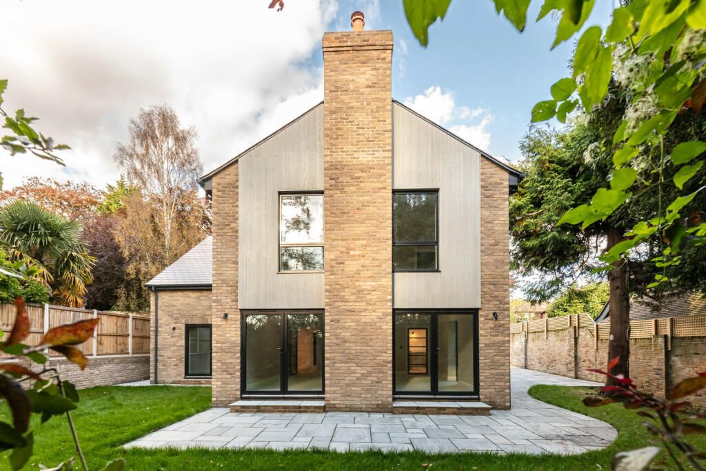 Property photo 3 of 21 Photo 19