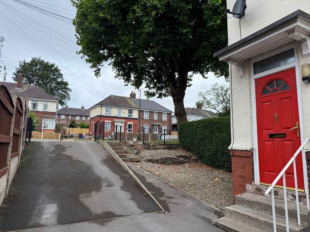 Property photo 3 of 23 Picture No. 08
