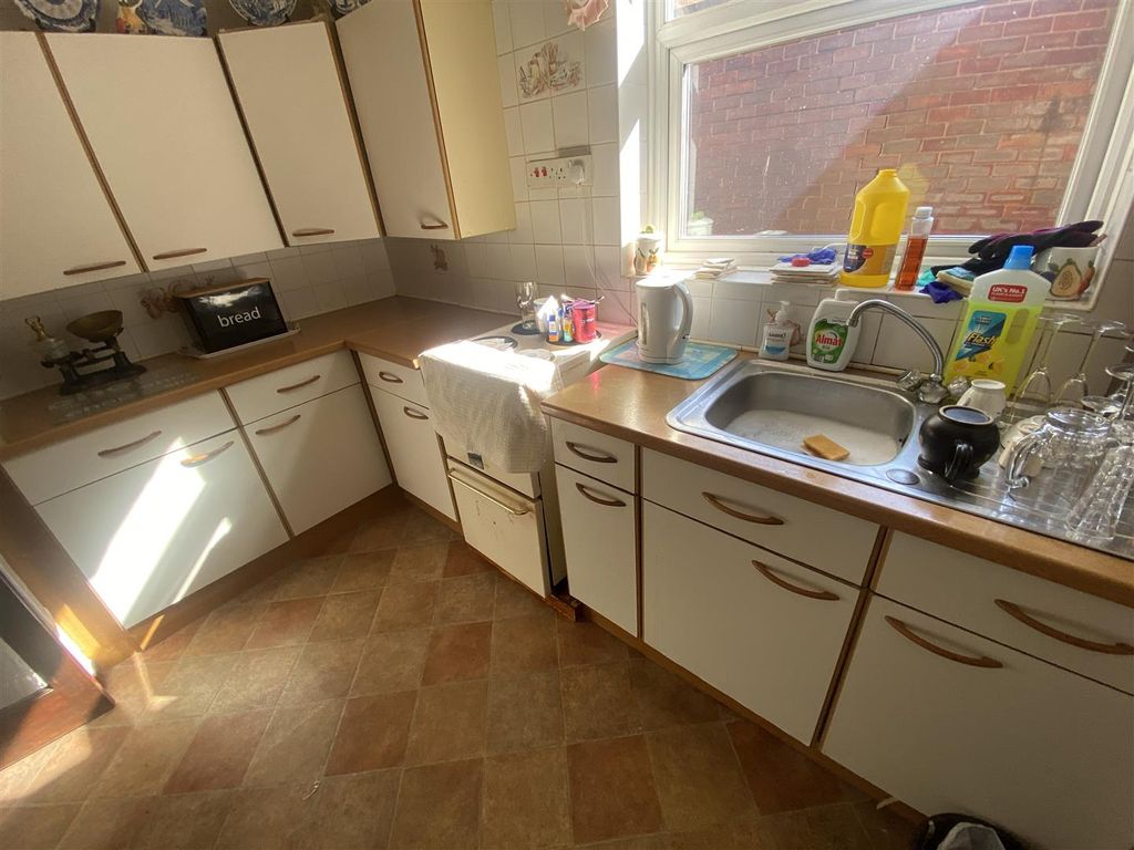 Property photo 3 of 9 Img_8469.Jpeg