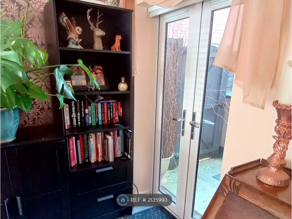 Property photo 2 of 14 French Doors Garden