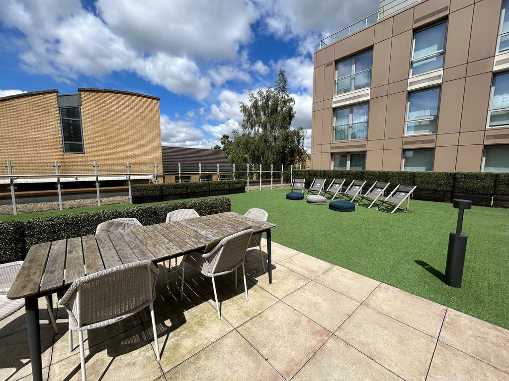 Property photo 3 of 6