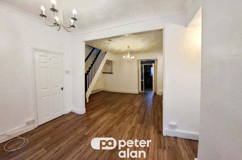 Property photo 2 of 16 Balcony