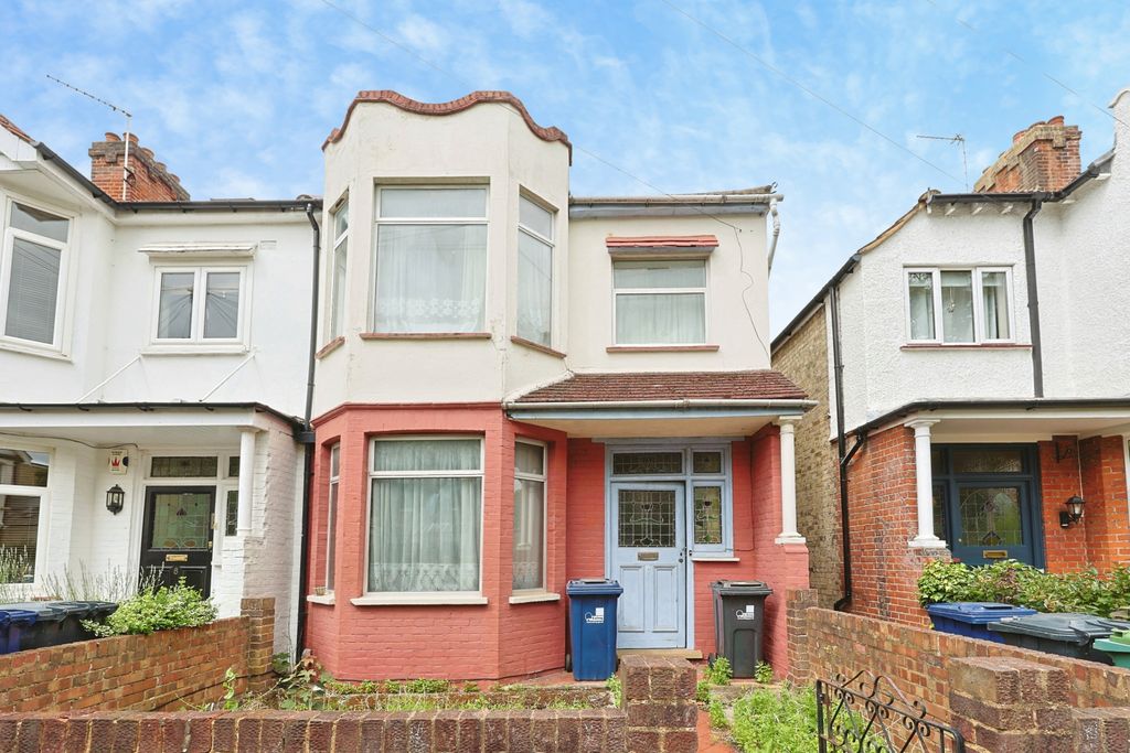 Property photo 1 of 22
