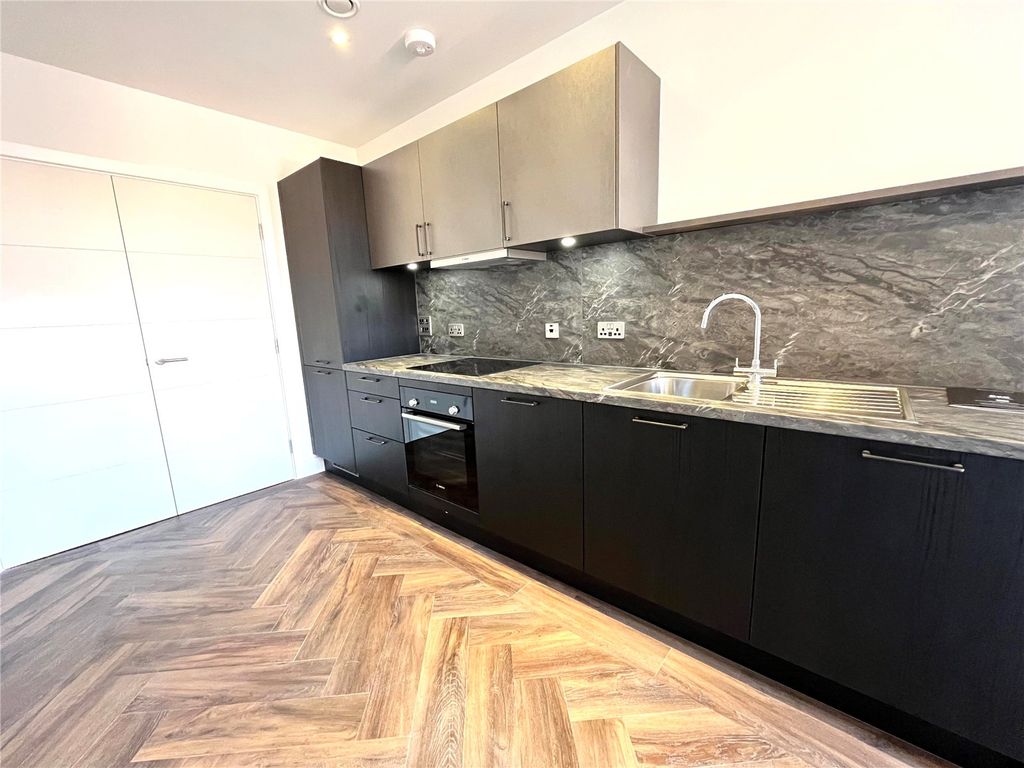 Property photo 2 of 5 Picture No. 04