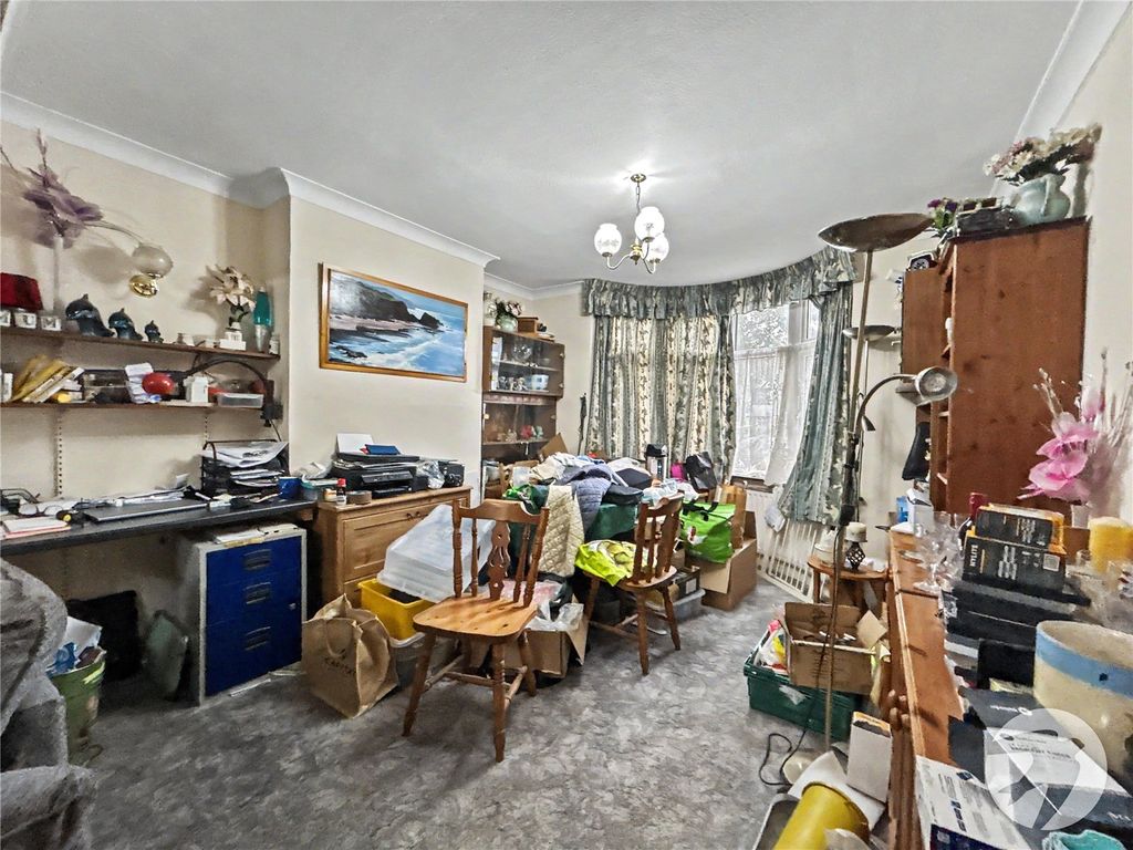 Property photo 3 of 29 Picture No. 15