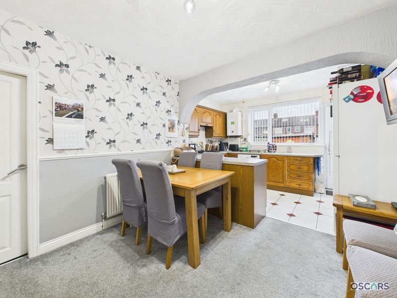 Property photo 3 of 18 Photo 8