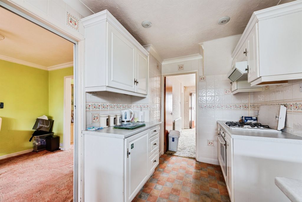 Property photo 3 of 16