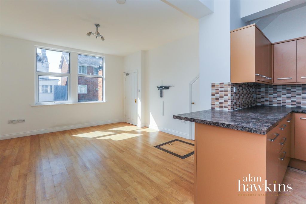 Property photo 2 of 11 3485-6.Jpg