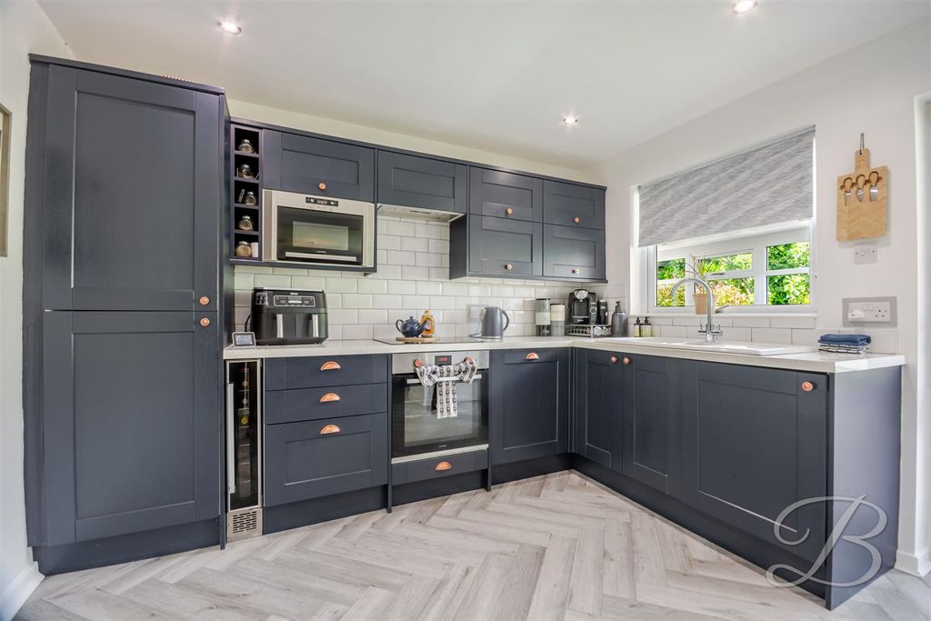 Property photo 2 of 28 Ccltd-29.Jpg