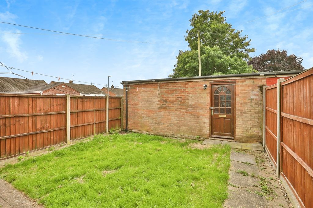 Property photo 3 of 14