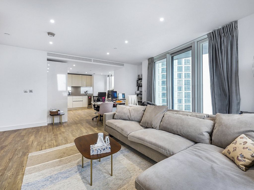 Property photo 1 of 12 Gladwin Tower